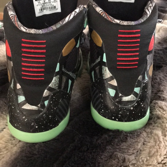 Nike Kobe - Picture 3 of 5